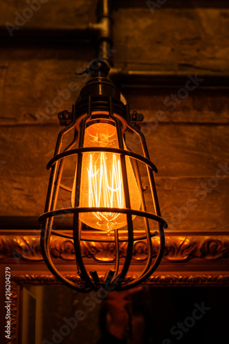 Vintage Light Bulbs With Glower Filament Old Fashioned Lantern