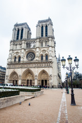 Wall Mural - Cathedral of Our Lady of Paris in a freezing winter day just before spring