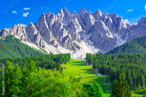 Carta da parati  Dolomites in San Candido in summer
