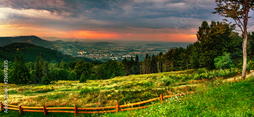 Plakaty Beskidy widok-na-szczyt-rownicy-w-beskidach