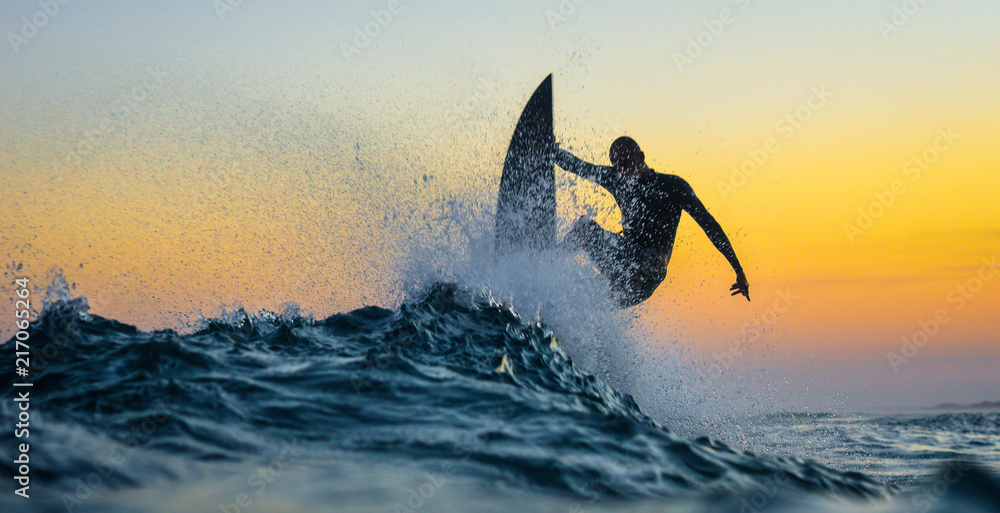 Surf Sunset - obrazy, fototapety, plakaty 
