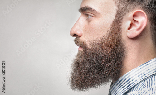 Cuadros en Lienzo Close up of a handsome man with long beard