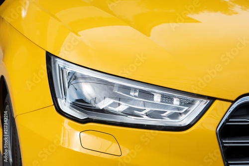 Foto  ヘッドライト