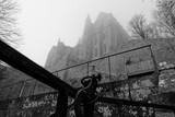 Fototapeta Mosty linowy / wiszący - Le Mont St-Michel sous le brouillard
