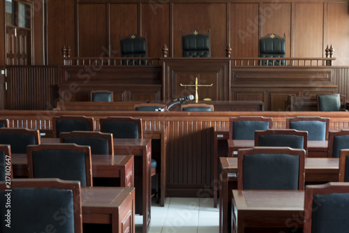 Cuadros en Lienzo Table and chair in the courtroom of the judiciary.