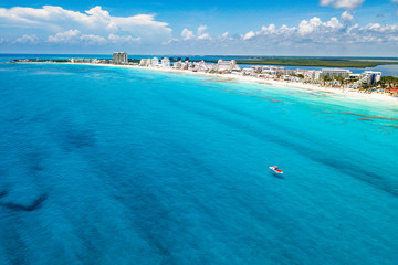 Canvas Print - Cancun beach aerial view in Mexico