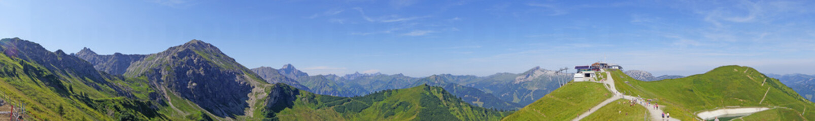 Wall Mural - Blick von der KANZELWAND a.d. Bergstation und
Richtung Kleinwalsertal ( Voralberg )