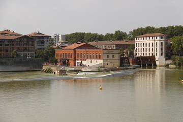 Sticker - Barrage sur la Garonne à Toulouse, Haute-Garonne	