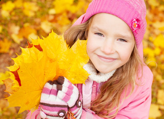 Wall Mural - Girl at autumn