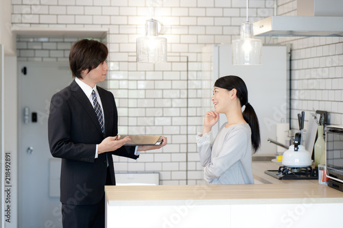 ビジネスマン 女性 Buy This Stock Photo And Explore Similar Images At Adobe Stock Adobe Stock