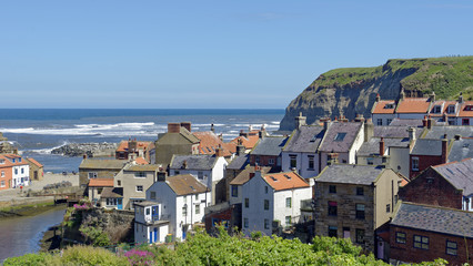 Wall Mural - Overlook of the iconic fishing village of Staithes in North Yorkshire, England