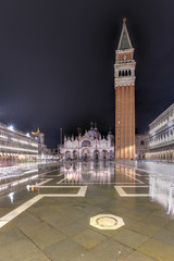 Canvas Print - Saint Mark's Square - Venice Italy