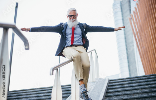 Fotomural Senior hipster with stylish beard portraits