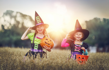 Canvas Print - children on Halloween