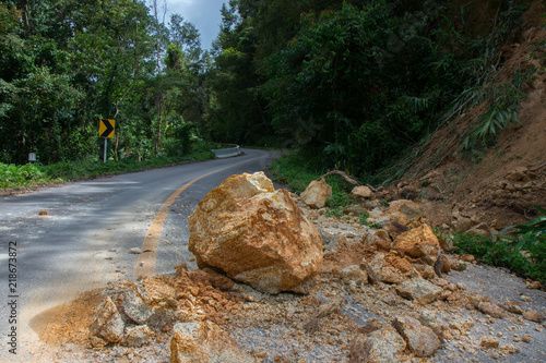 Fotografie, Obraz Thailand, Chiangrai - Chiangmai road. Rockfall after the flood