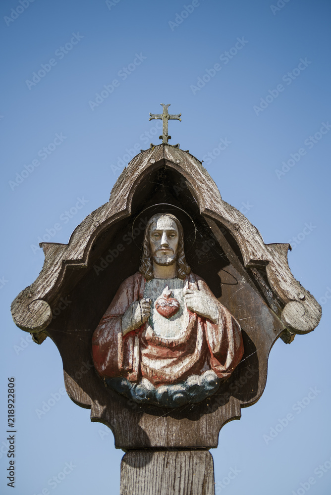 Rzeźba Najświętsze Serce Pana Jezusa - obrazy, fototapety, plakaty 