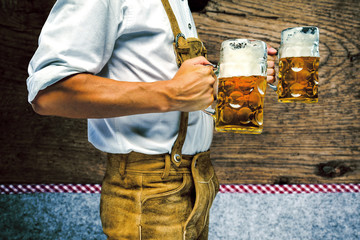 Wall Mural - Oktoberfest, Frau und mann in Bayerischer Tracht