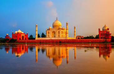 Fototapete - Taj Mahal, Agra, India, on sunset