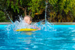 © angel - salto en la piscina