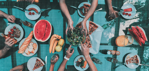 Wall Mural - Friends having dinner