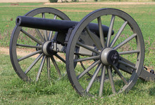 A Single Cannon At Gettysburg PA