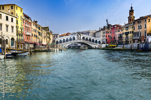 Fotografie, Obraz Ponte di Rialto (meaning Rialto Bridge) over the Grand Canal