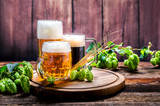 Fototapeta Zwierzęta - Bier - Alkohol - Spirituosen - Getränk - Hopfen - Gerste - Stutzen- Seidel - Kanne - Glas
