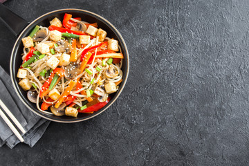 Wall Mural - Stir fry with noodles, tofu and vegetables