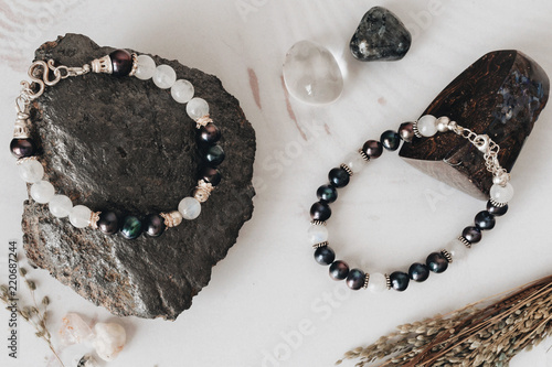 Cuadros en Lienzo Bracelets made of natural stone and silver