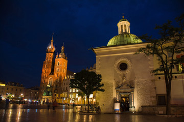 Wall Mural - The historic Rynek Glowny square in old town Krakow at night
