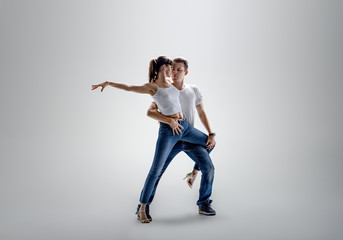 Canvas Print - couple dancing social danse