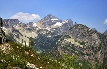 view of black peak (located in north cascades national park) from the heather-maple pass hiking trai