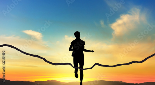 Fotomural Woman crossing Finishing Line