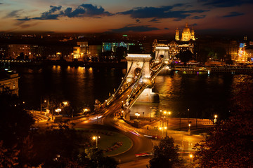 Poster - Szechenyi bridge at night