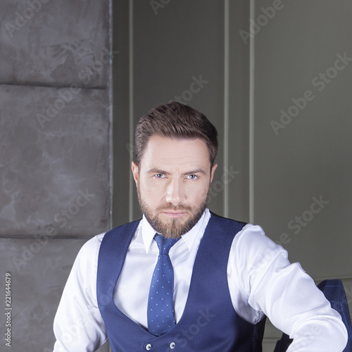 white shirt dress code