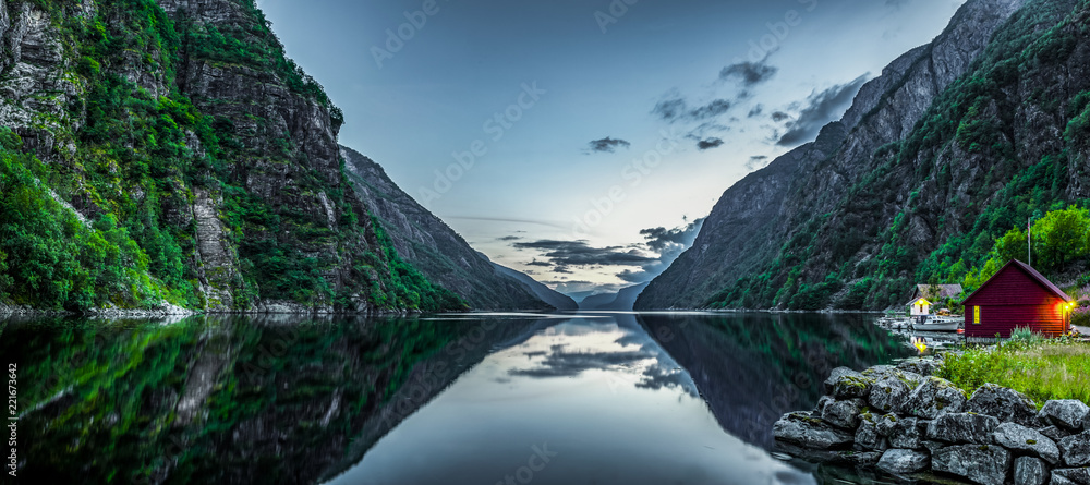 Fjord in Norwegen - obrazy, fototapety, plakaty 
