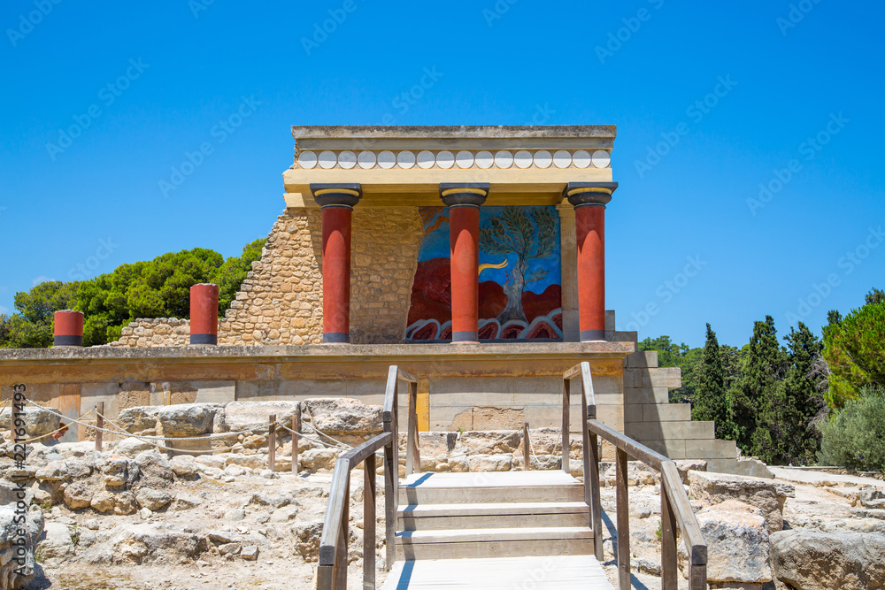 Greece, Crete, Heraklion. Knossos ruins, ceremonial and political ...