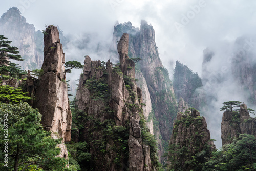 Fototapeta na szkło Mgły góry w Huangshan