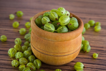 Wall Mural - green fresh gooseberry berry