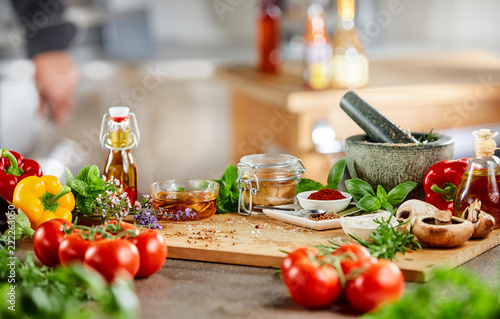 Fotografía Fresh herbs, spices and salad ingredients