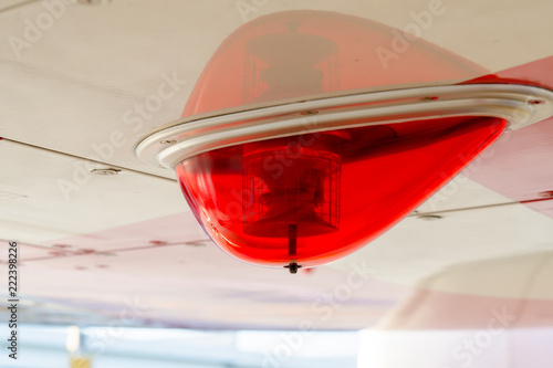 aircraft beacon light requirements