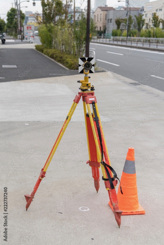 難あり　測量機器　整準台・ミニプリズム等 Yahoo!オークション -「測量プリズム整準台」の落札相場・落札価格