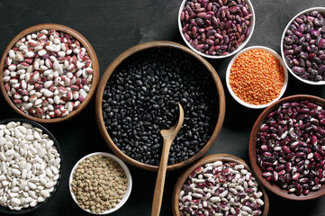 Canvas Print - Various beans in bowls