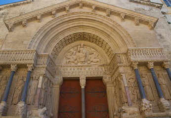 Wall Mural - Basilika Saint-Trophime  in Arles