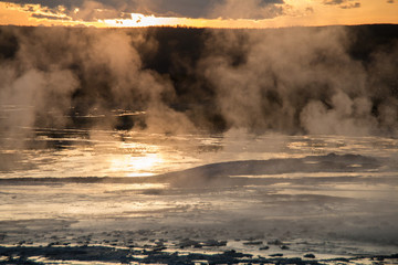 Wall Mural - Golder Sunset Geyser