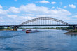Brücke über die Waal in Nijmegen/NL