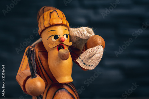 Fotografering Erzgebirgische Volkskunst Figur zu Weihnachten