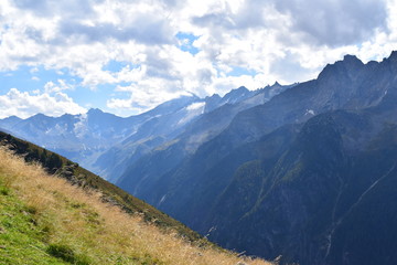 Wall Mural - Im Zillertal in Tirol