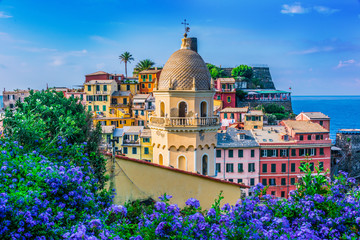 Picturesque town of Vernazza, Liguria, Italy