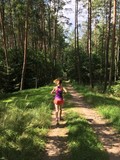 bieganie w lesie